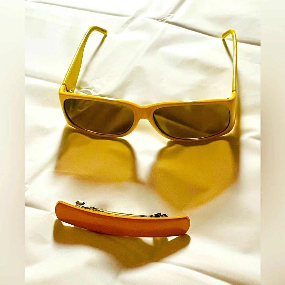 HANDMADE IN CHINA YELLOW SUNGLASSES+ A matching hair clip